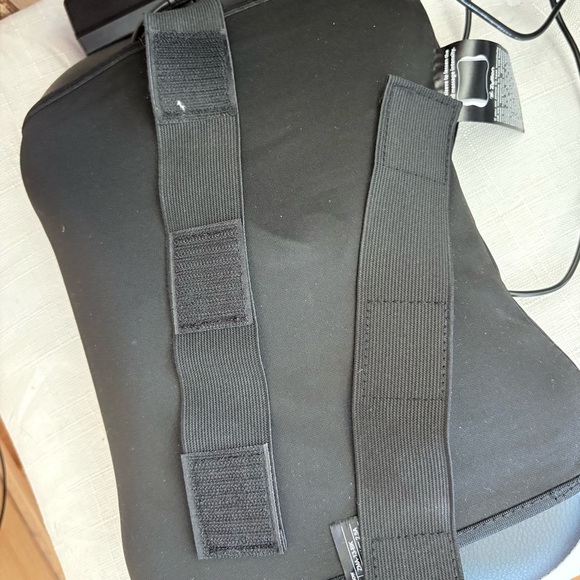 Zyllion Shiatsu Neck & Shoulder Massage Pillow - Picture 7 of 9